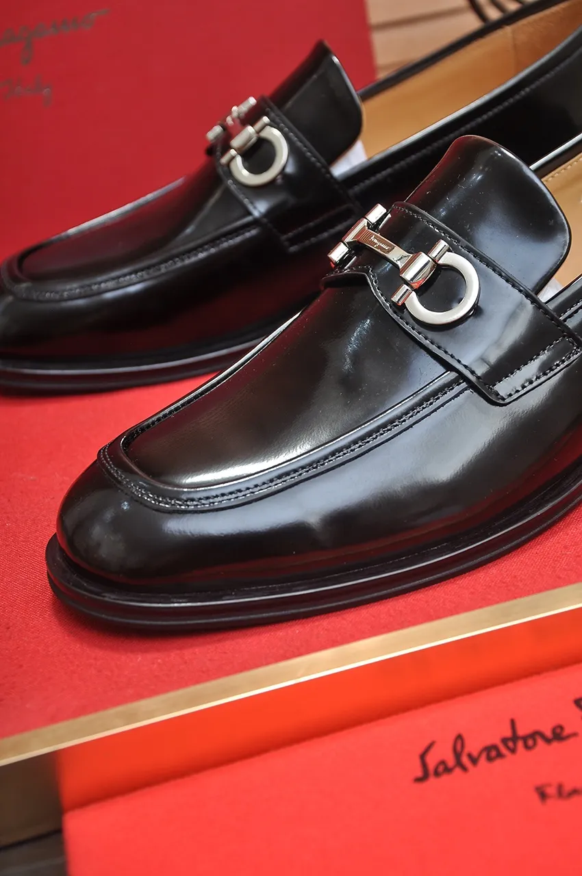 Men's shoes 💰620💶 [Ferragamo/Ferragamo] The latest model in the counter. Original imported open-sided high-quality cowhide hand-woven + imported 🐂 cowhide + original luxury metal buckle + original combination outsole. Comparative and stress-free 38--45 (45 custom-made)